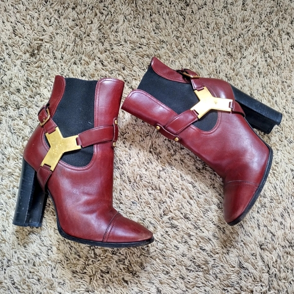 Yves Saint Laurent Red Leather Side Metal Logo Booties Sz 38/7 - Picture 1 of 8